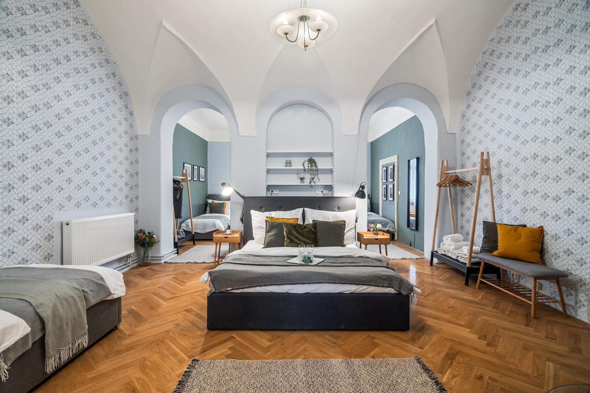 Charles Bridge Historical Apts By Michal&Friends Prag Dış mekan fotoğraf
