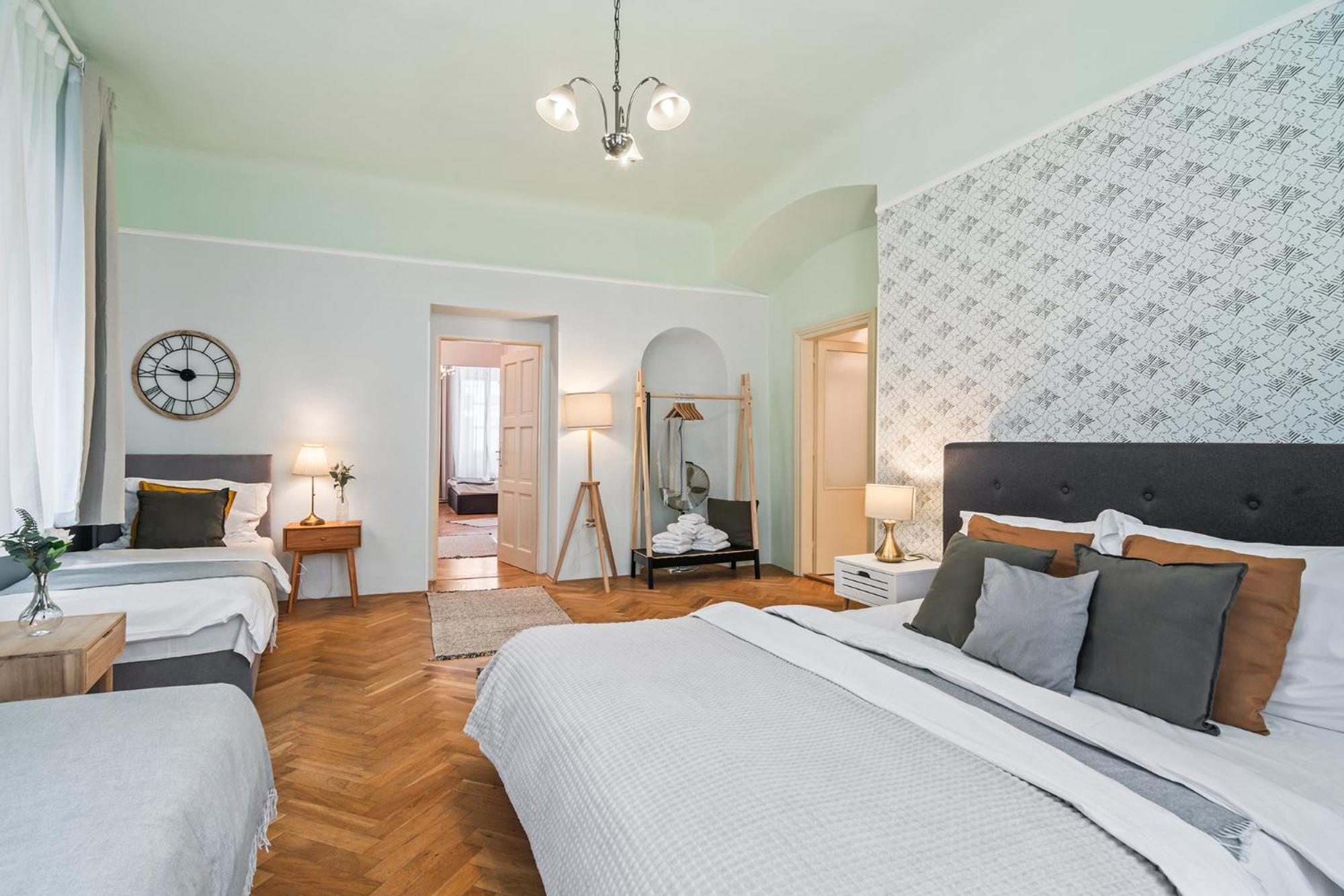 Charles Bridge Historical Apts By Michal&Friends Prag Dış mekan fotoğraf
