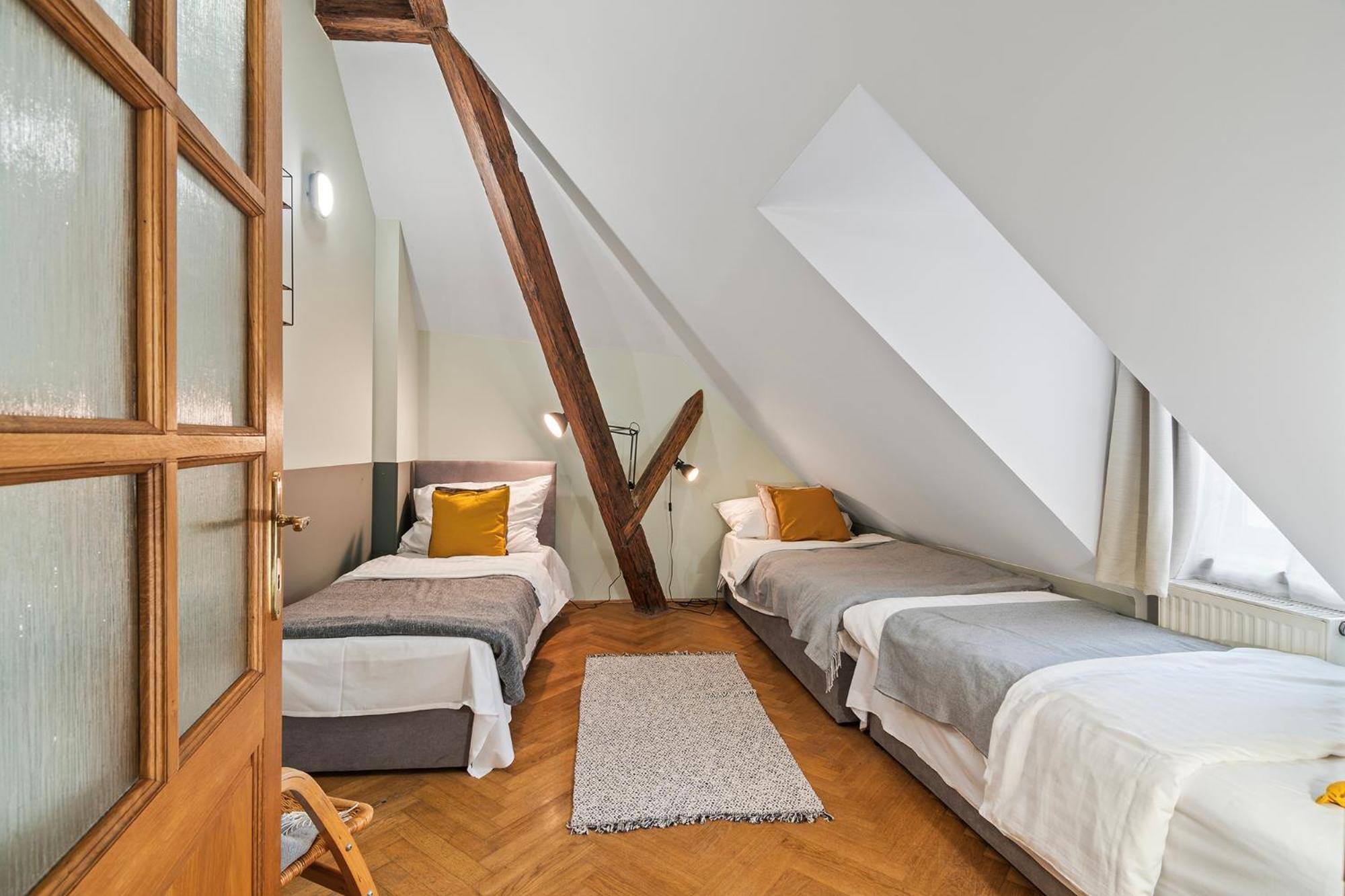 Charles Bridge Historical Apts By Michal&Friends Prag Dış mekan fotoğraf