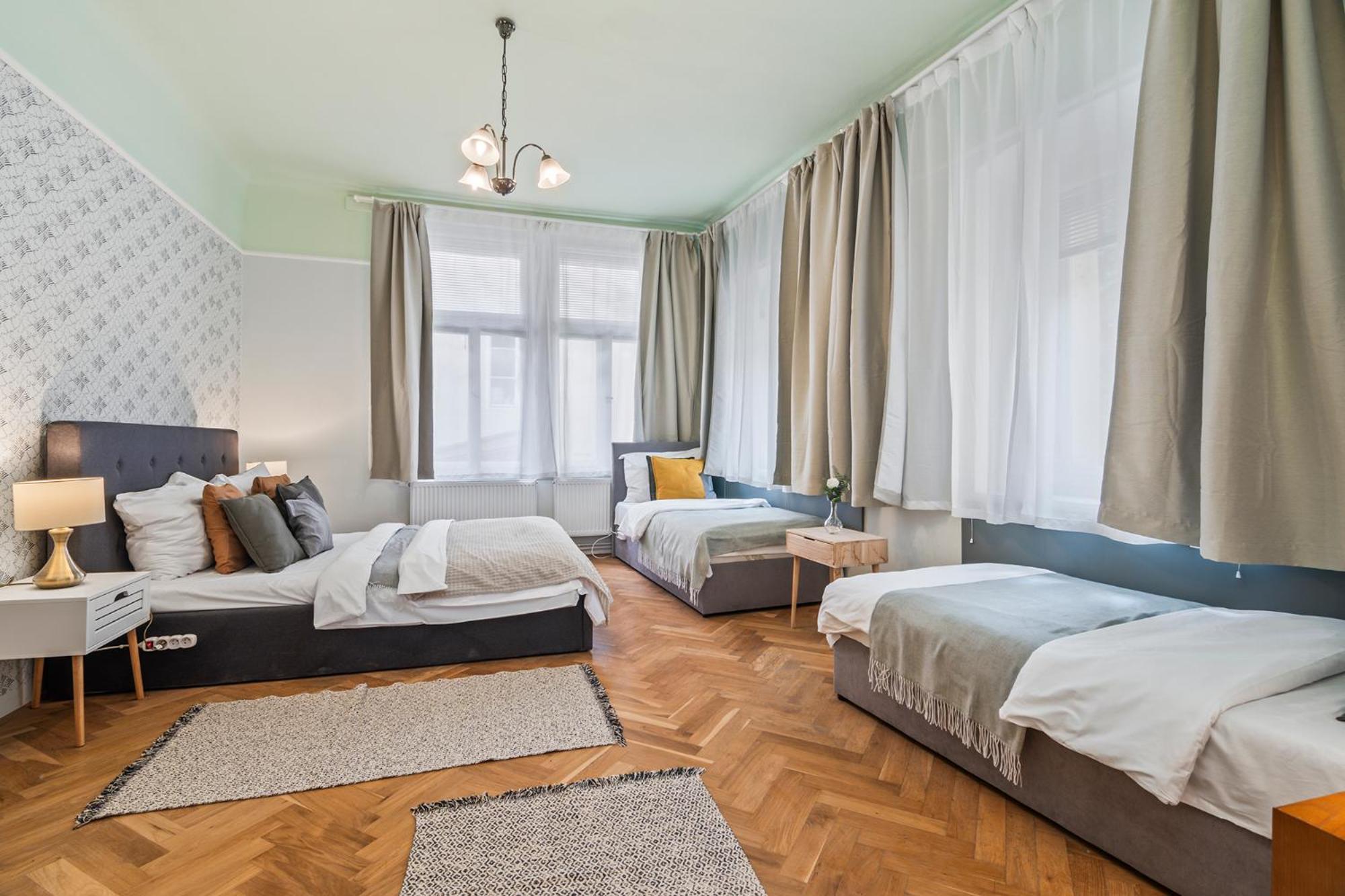 Charles Bridge Historical Apts By Michal&Friends Prag Dış mekan fotoğraf