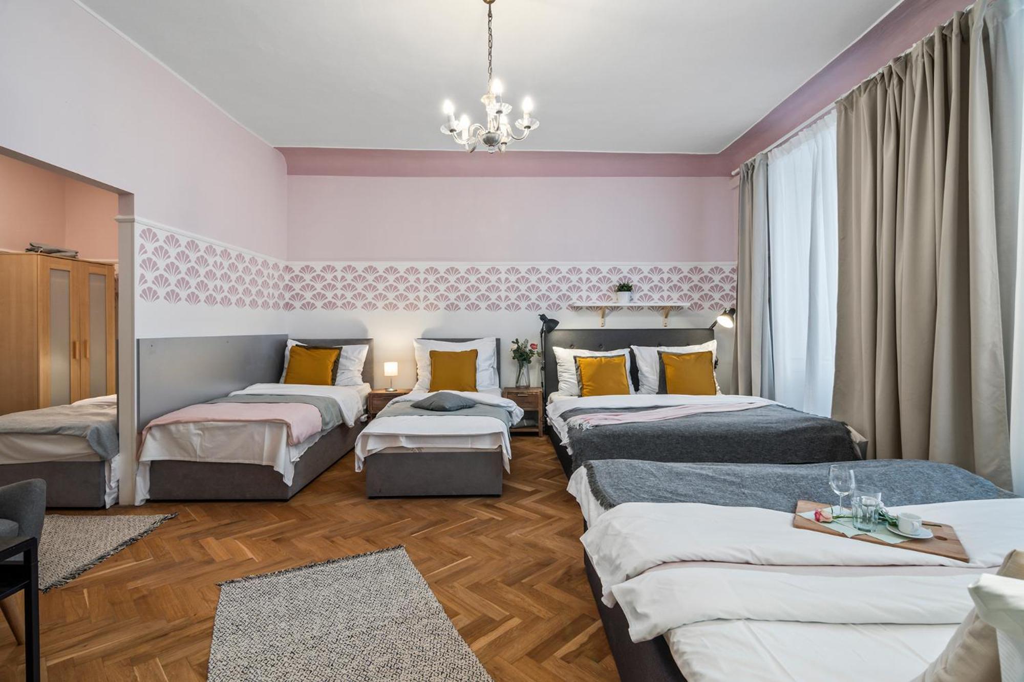 Charles Bridge Historical Apts By Michal&Friends Prag Dış mekan fotoğraf