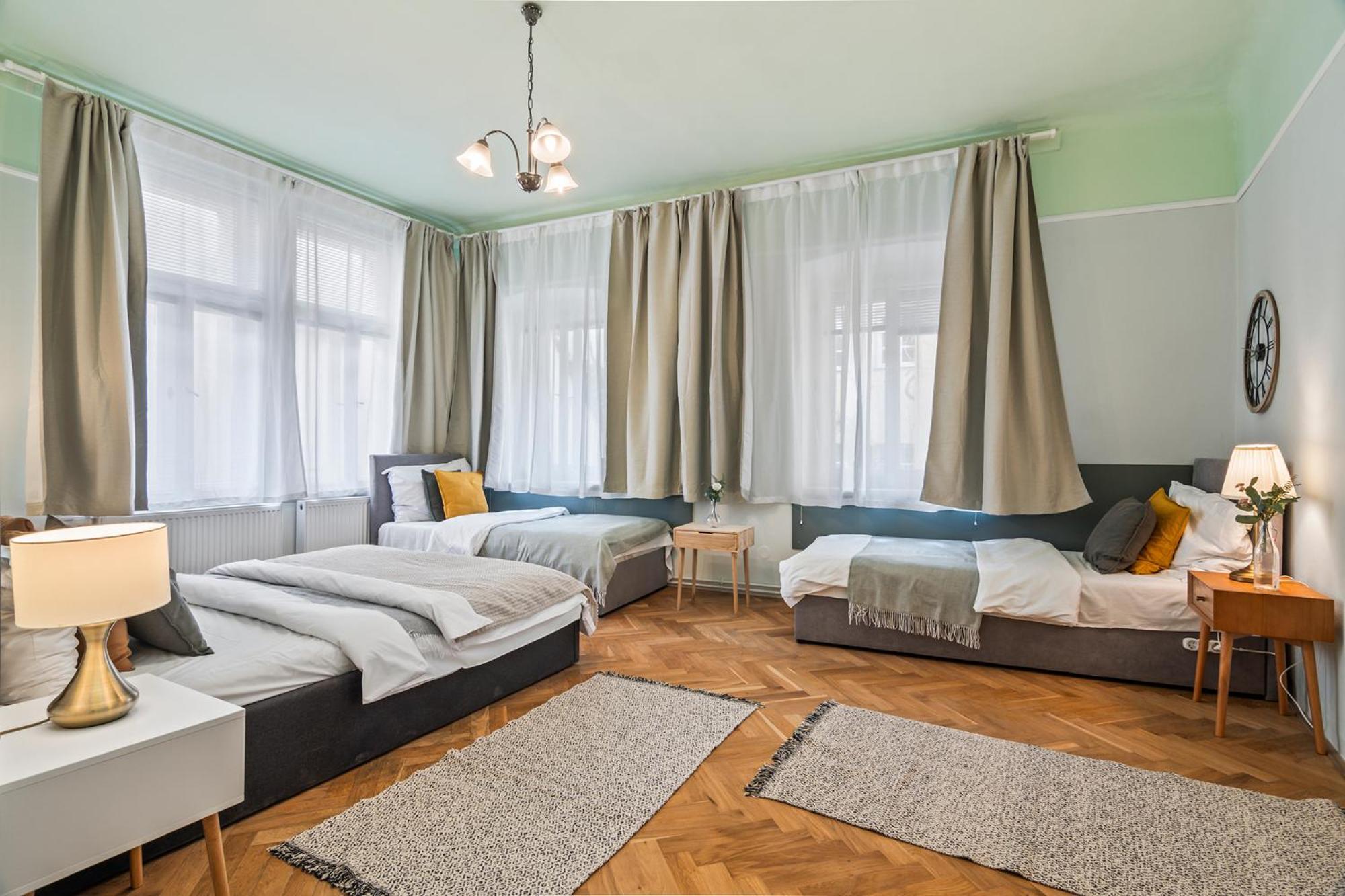 Charles Bridge Historical Apts By Michal&Friends Prag Dış mekan fotoğraf